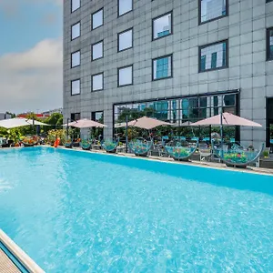 hotellátogatás