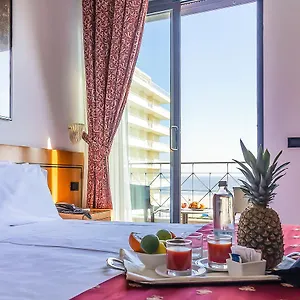 hotellátogatás